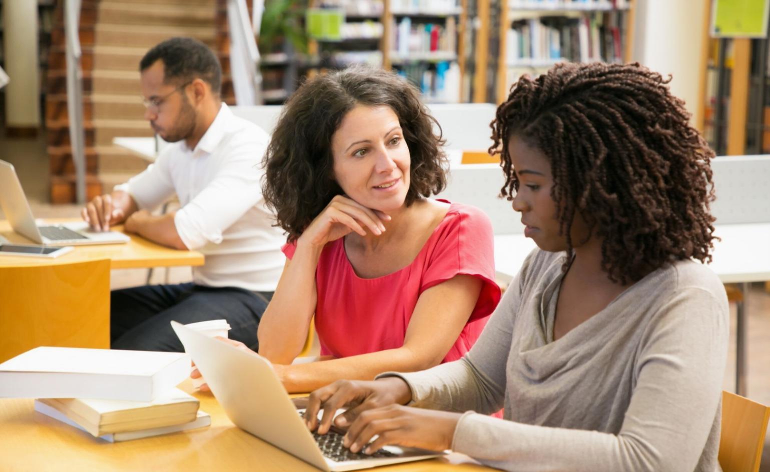 Praktische Übungseinheit zur Budgetplanung mit echten Beispielen aus dem Alltag